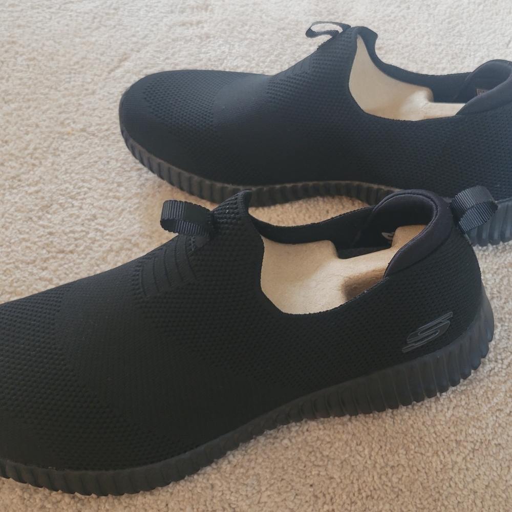 Skechers Black Slip-On Sneakers